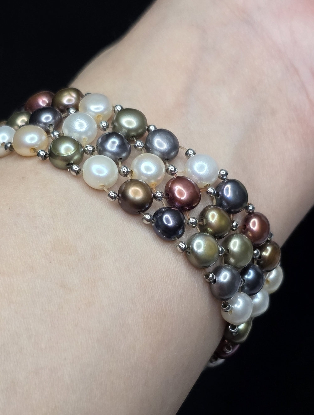 Source Unknown NWOT Multi-Color Freshwater Cultured Pearl 3-Row Stretch Bracelet